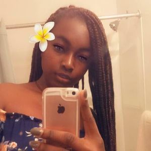 Meet your Posher, Raima